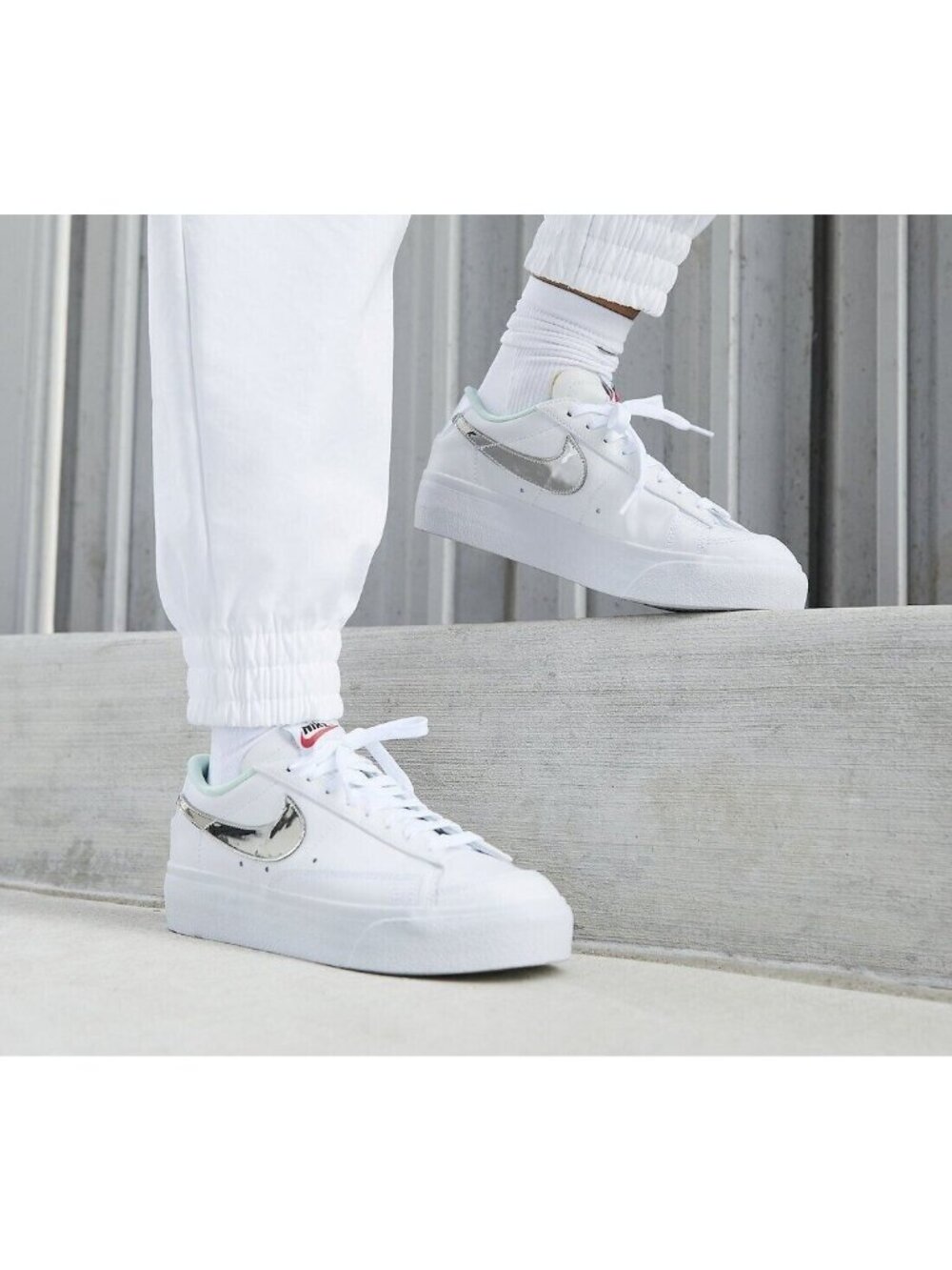 ❤️Nike Blazer Low Platform Sz 11.5 Womens Shoes White Silver Sneakers DQ7654-100
